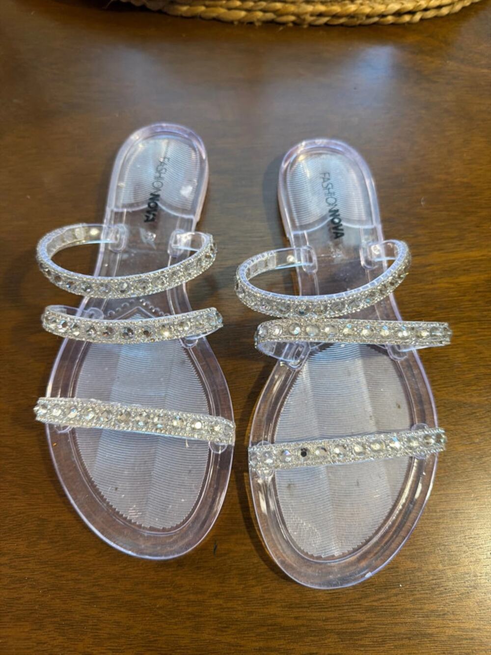 Fashion nova bejeweled jellies 8 EUC 573